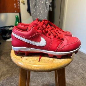 Vintage Nike air Jordan 1 retro MCS low “university red white” 2023 size 9.5